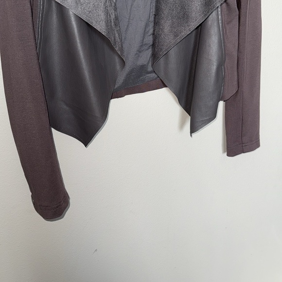 Kut from the Kloth Faux Leather Jacket Grey/Brown Sz Large Women’s EUC - Picture 5 of 12